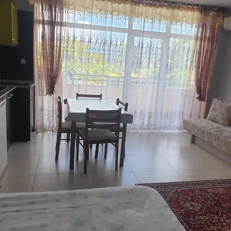 Studio Grand Kamelia
